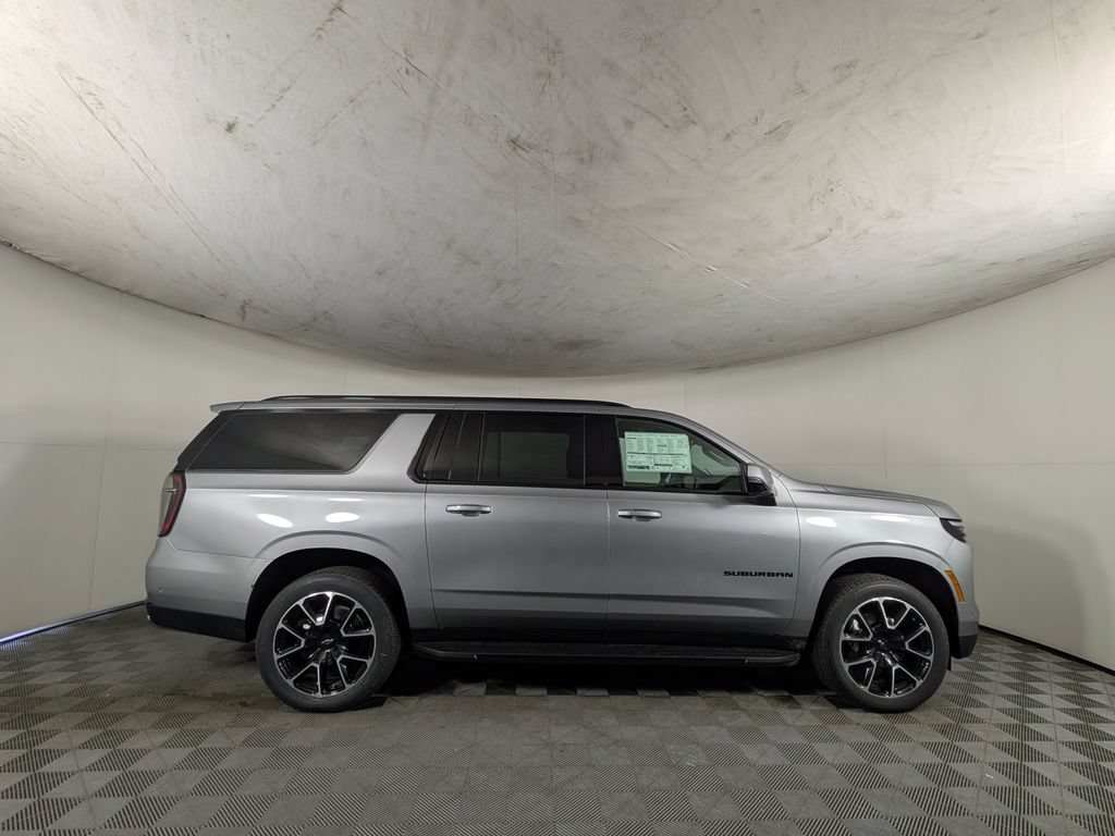 New 2026 Chevrolet Suburban RST w/ RST Capability Package AWD/4WD image 6