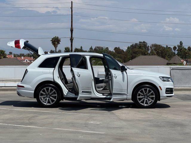 Used 2019 Audi Q7 2.0T Premium Plus w/ Premium Plus Package AWD/4WD image 38