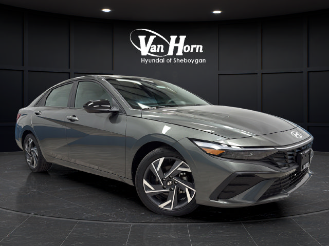 Used 2025 Hyundai Elantra Sport w/ Cargo Package FWD image 1