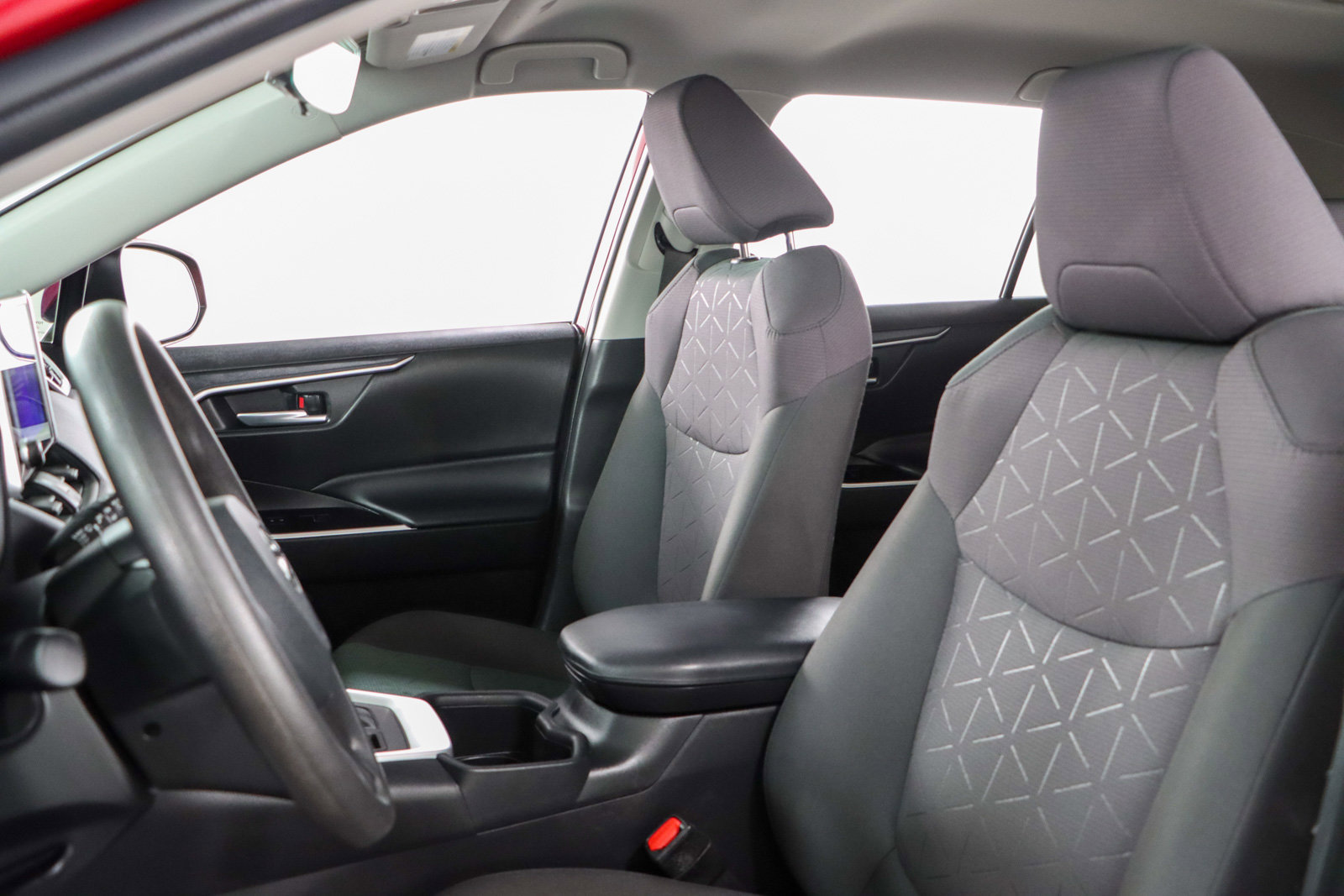 Used 2023 Toyota RAV4 XLE image 23