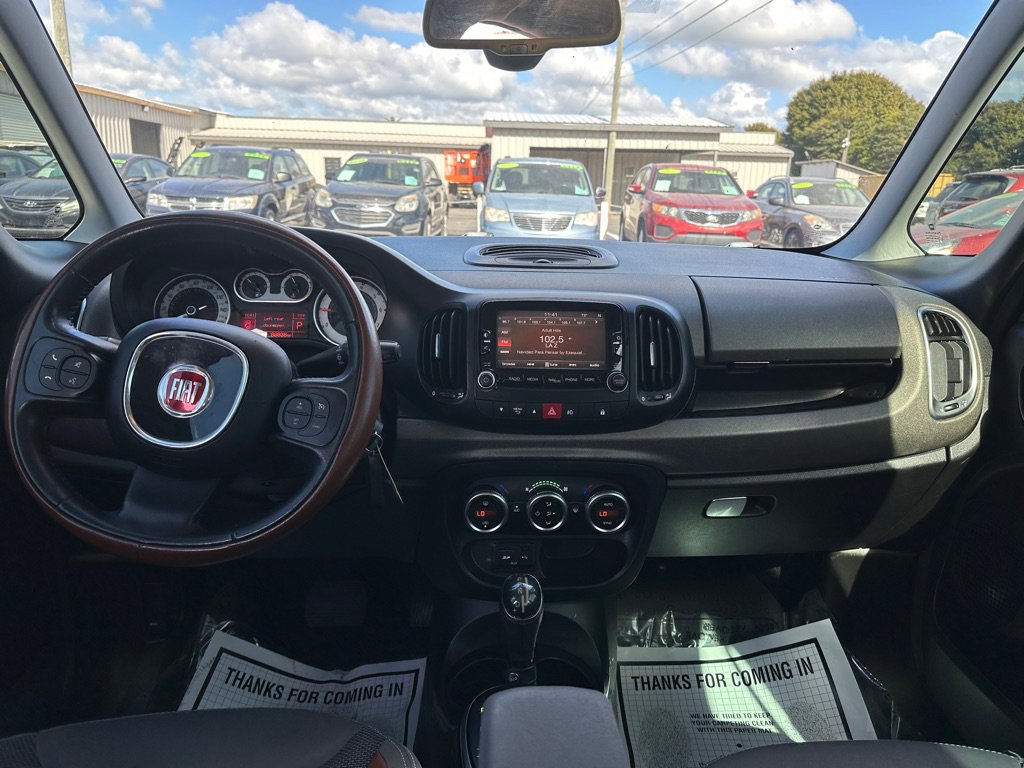 Used 2014 FIAT 500L Trekking w/ Popular Equipment Group image 9