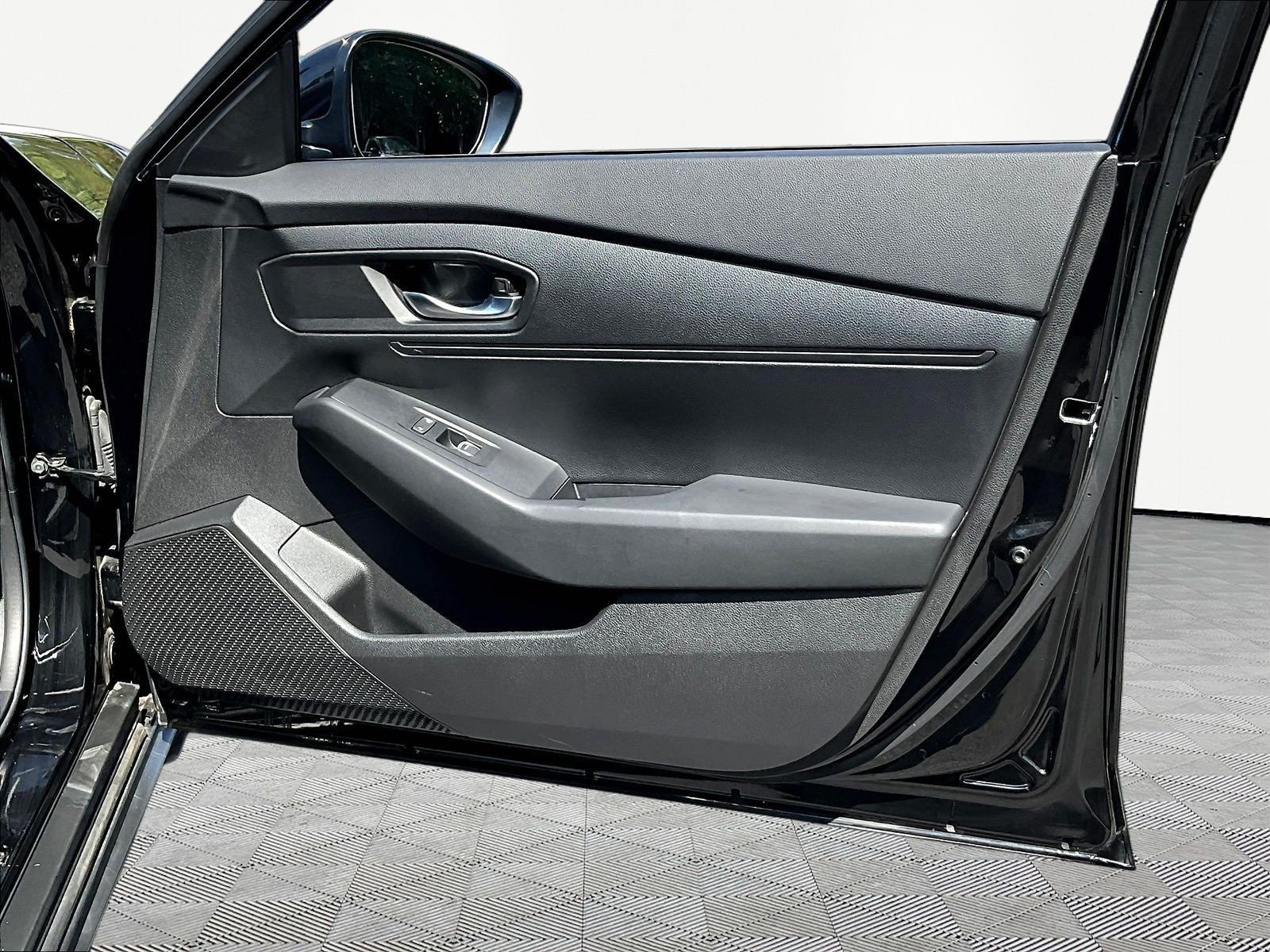 Certified 2024 Honda Accord LX image 27