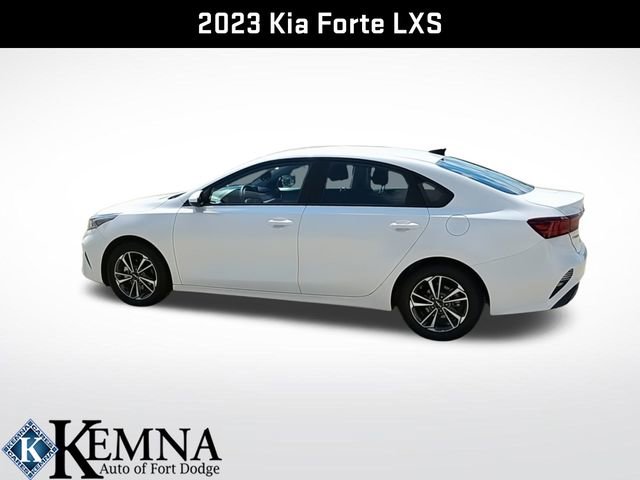 Used 2023 Kia Forte LXS image 8