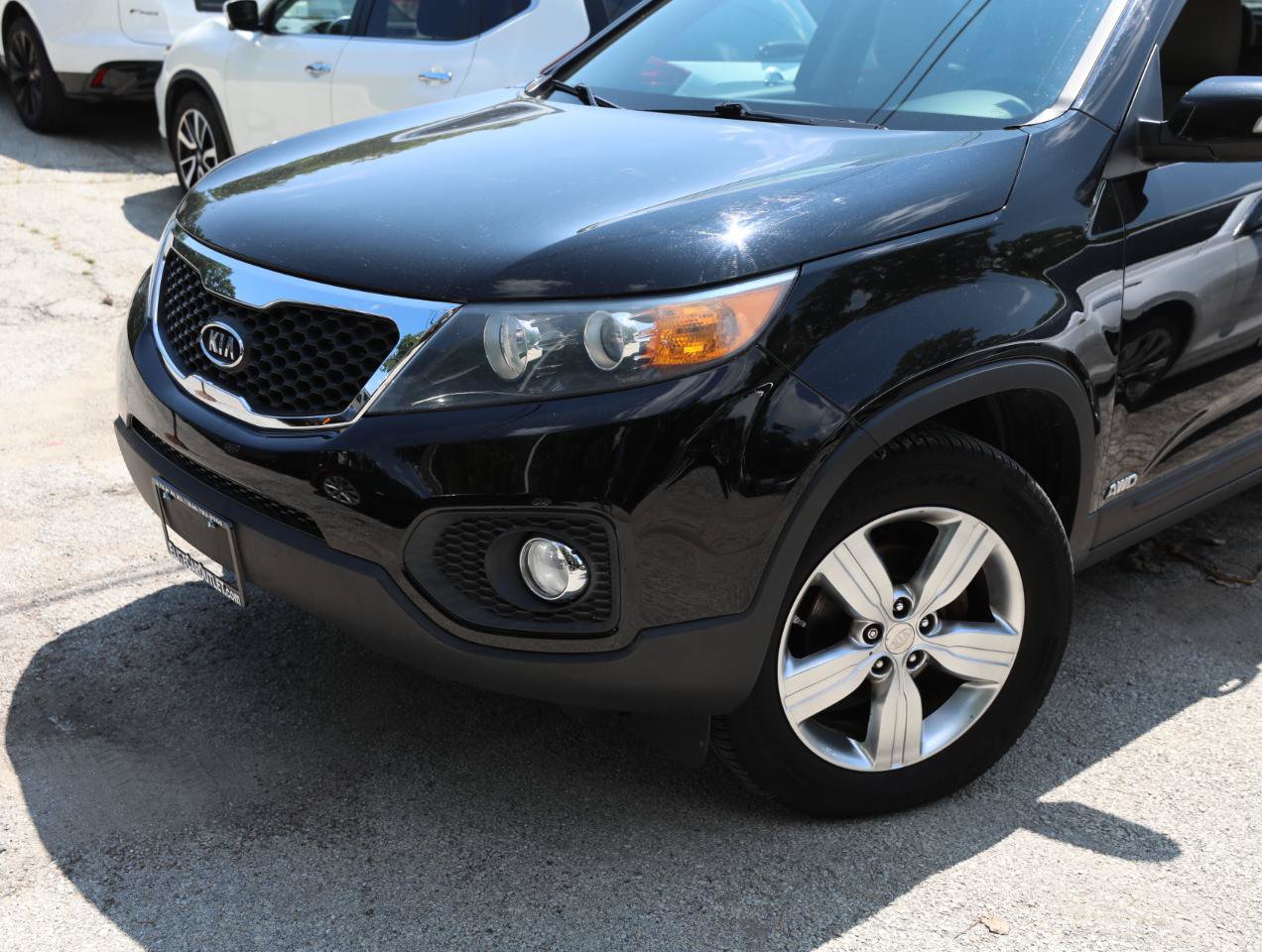Used 2012 Kia Sorento EX w/ EX V6 Premium Pkg AWD/4WD image 2
