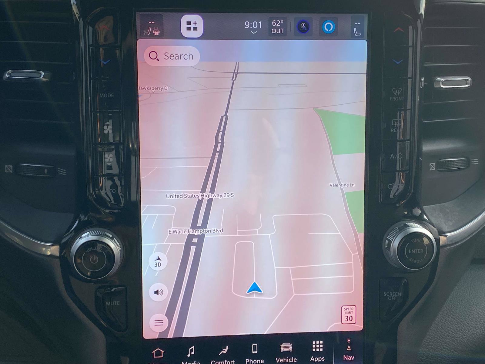 Used 2025 RAM 2500 Laramie w/ Night Edition image 29