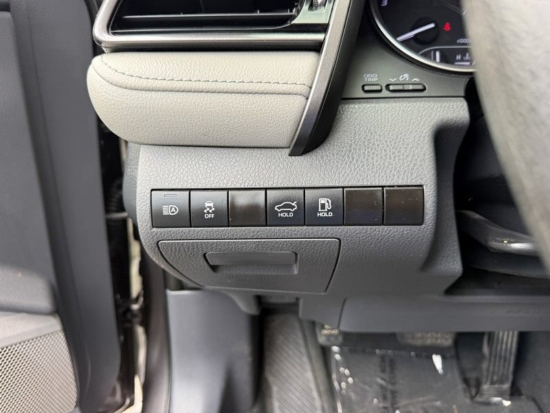 Used 2023 Toyota Camry LE FWD image 28
