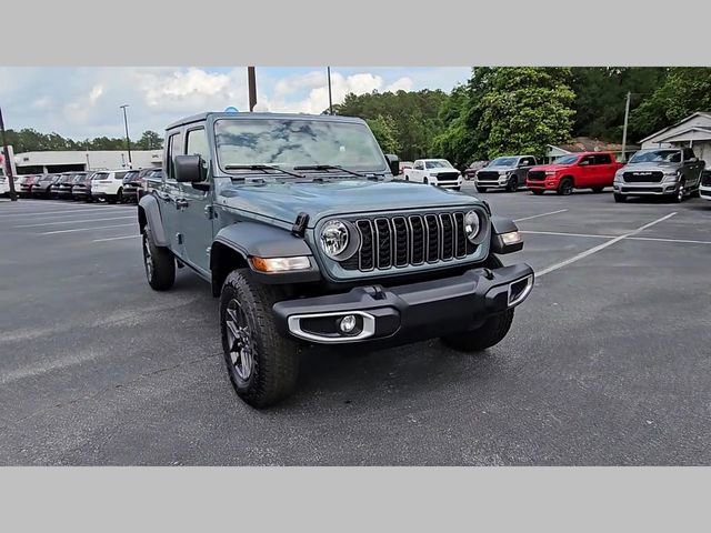 New 2025 Jeep Gladiator Sport image 17