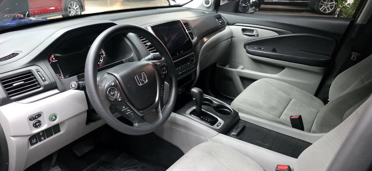 Used 2017 Honda Pilot EX image 9
