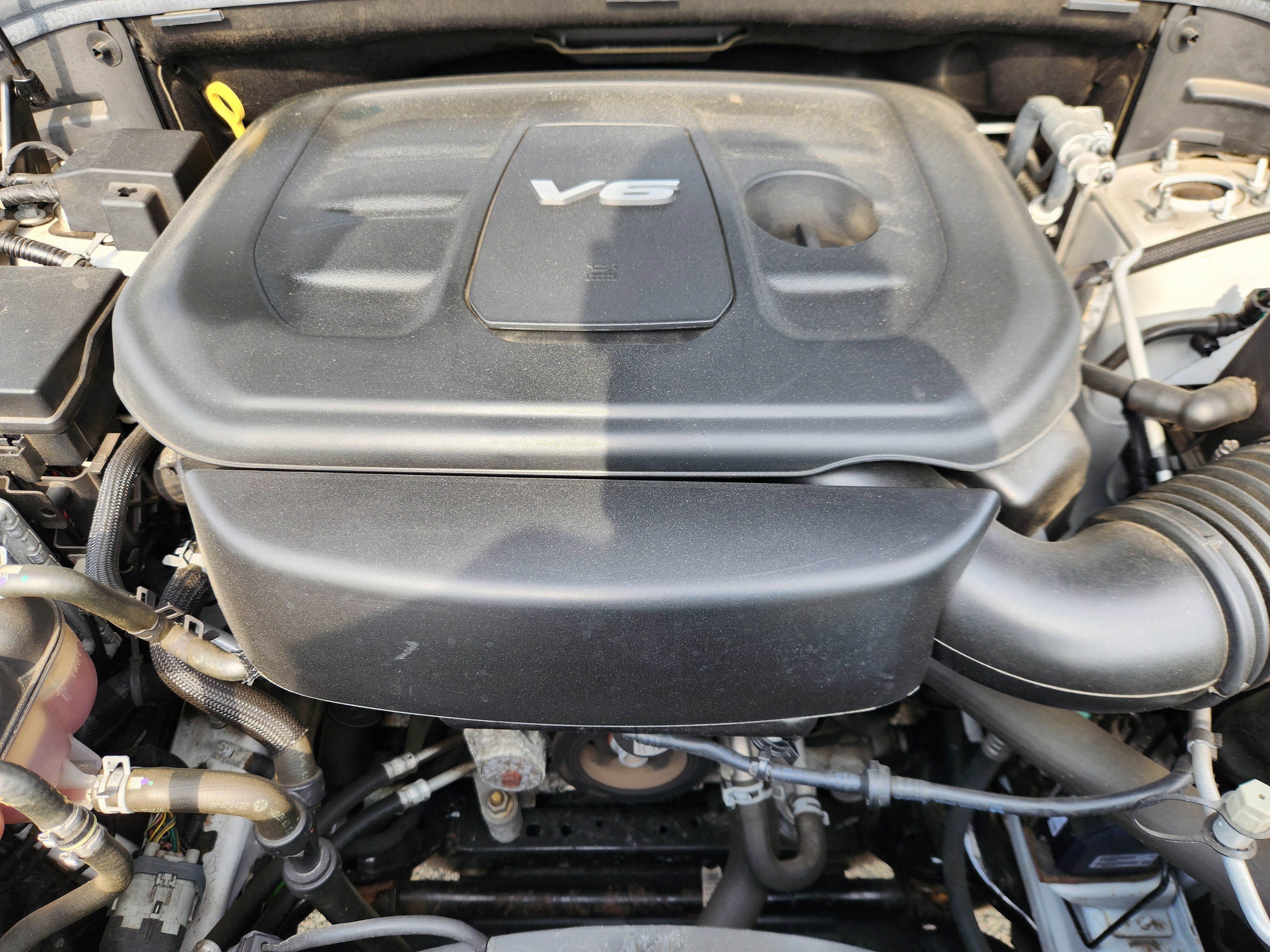 Used 2018 Jeep Grand Cherokee Limited AWD/4WD image 18