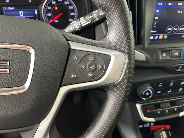 Used 2023 GMC Terrain SLE image 17