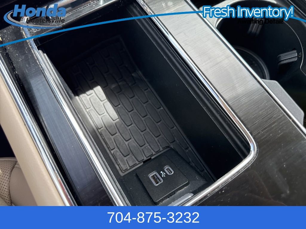 Used 2023 Lincoln Aviator Reserve w/ Equipment Group 201A image 31