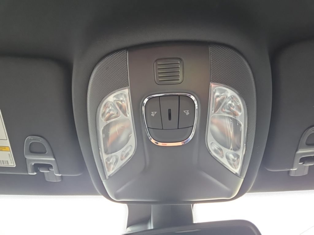 Used 2024 Jeep Compass Limited AWD/4WD image 33