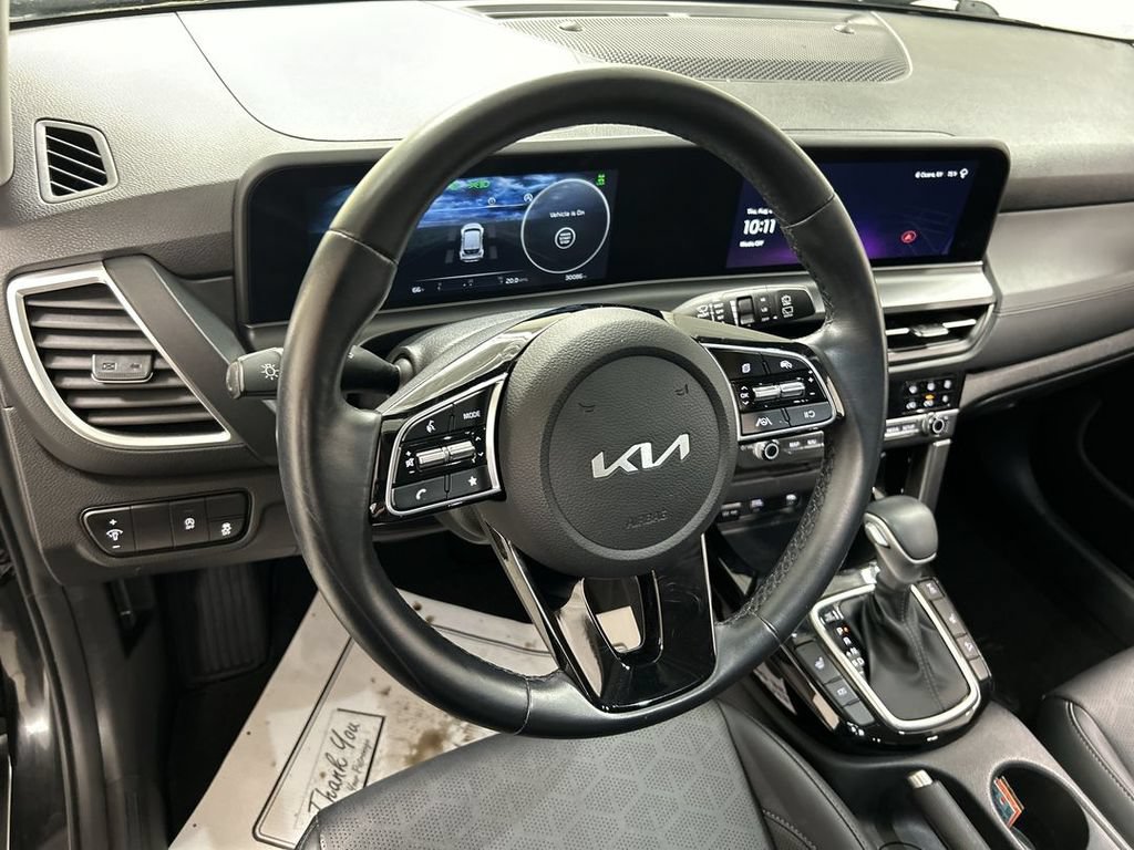 Used 2024 Kia Seltos EX AWD/4WD image 4