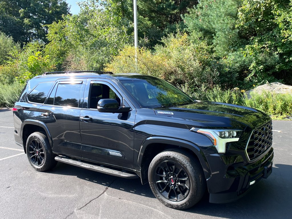 Used 2024 Toyota Sequoia Platinum w/ TRD Off-Road Package AWD/4WD image 7