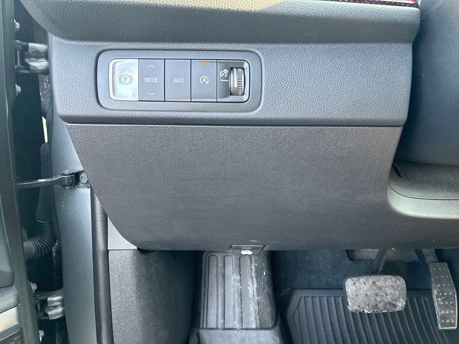 Certified 2024 Chevrolet Traverse RS image 18