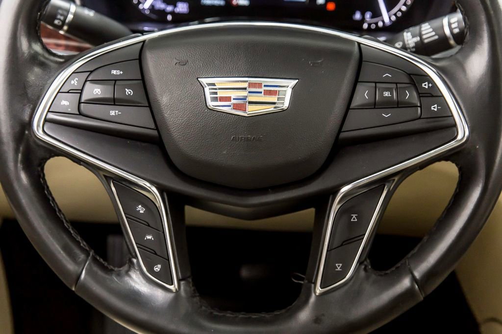 Used 2019 Cadillac XT5 Luxury FWD image 25