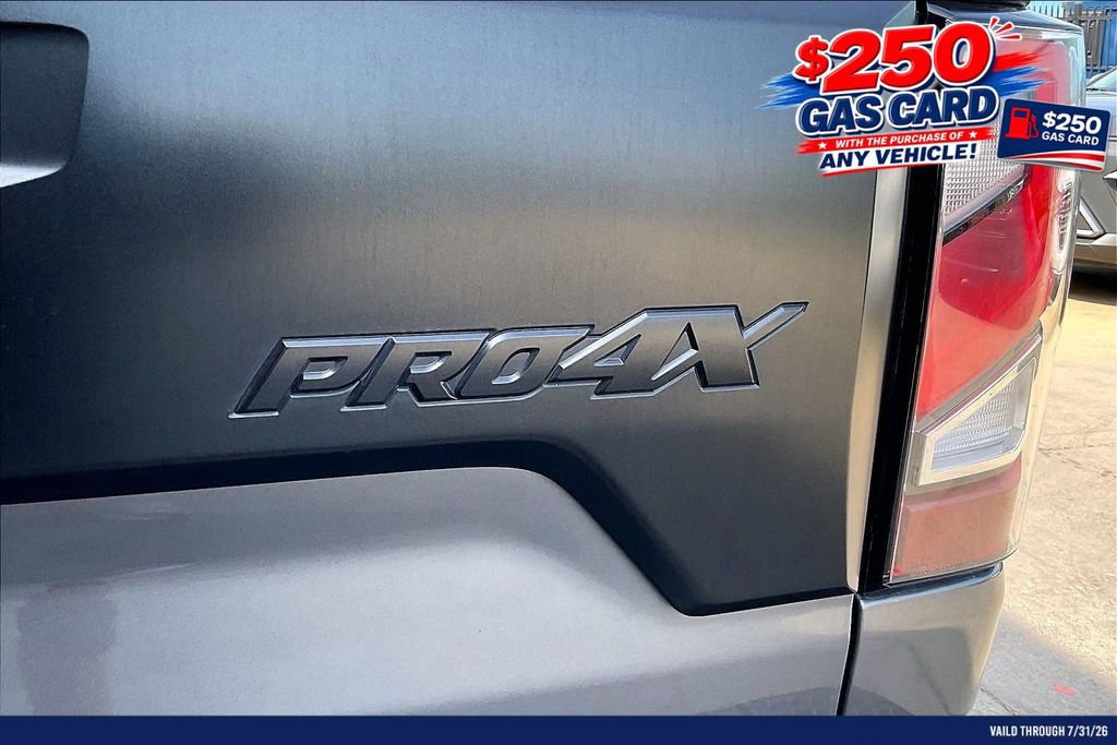 Used 2021 Nissan Titan PRO-4X w/ Pro-4x Convenience Package AWD/4WD image 8