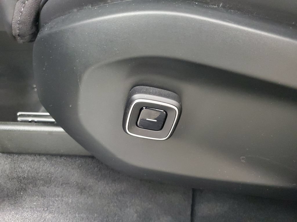 Used 2025 Volvo EX90 Ultra AWD/4WD image 20