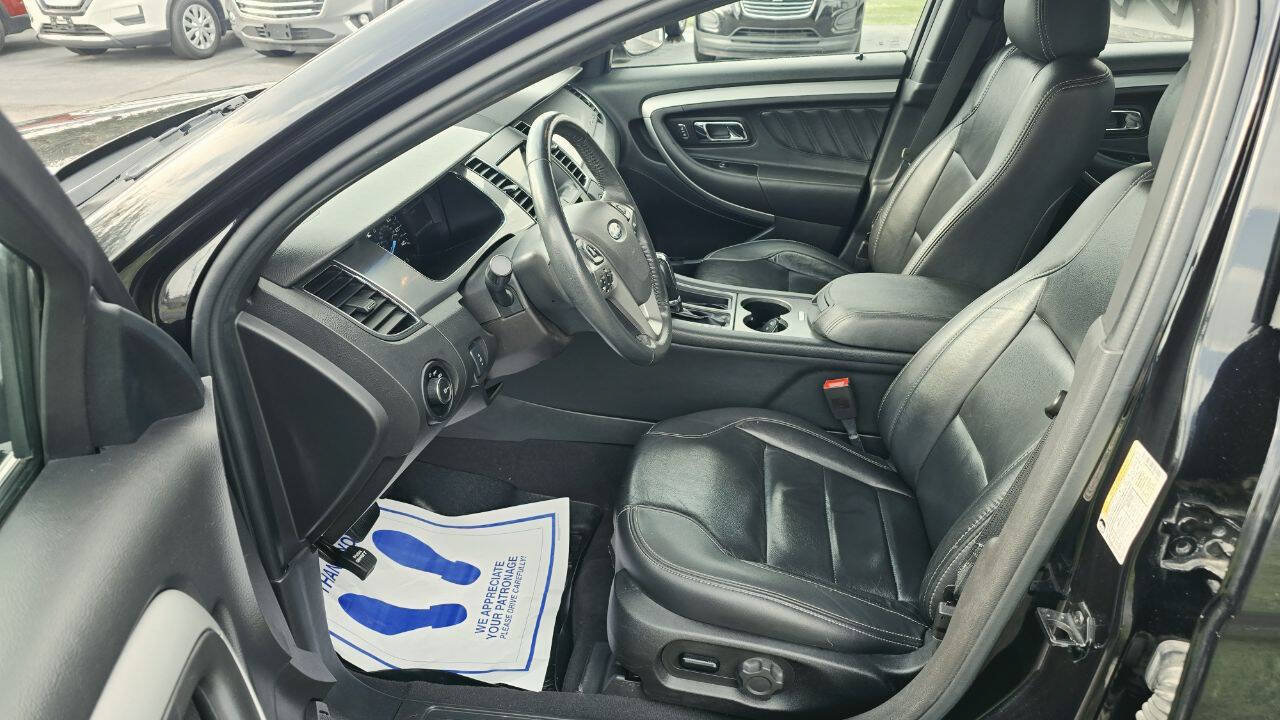 Used 2019 Ford Taurus SEL AWD/4WD image 10
