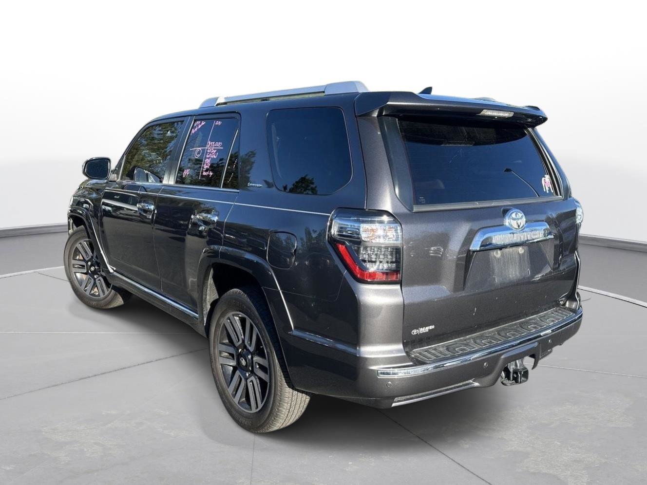 Used 2020 Toyota 4Runner Limited image 8