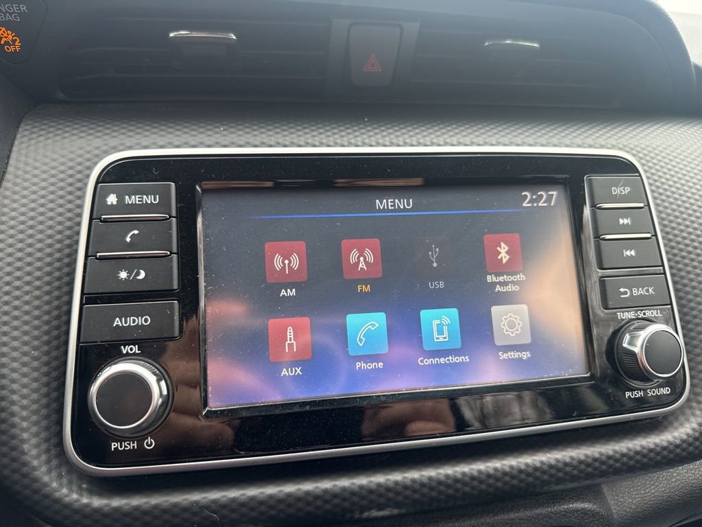 Used 2022 Nissan Kicks S image 25