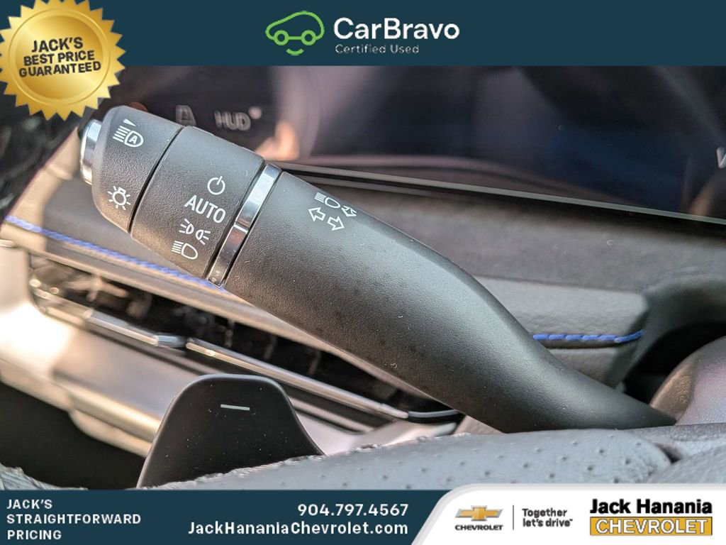 Certified 2025 Cadillac XT4 Sport FWD image 31