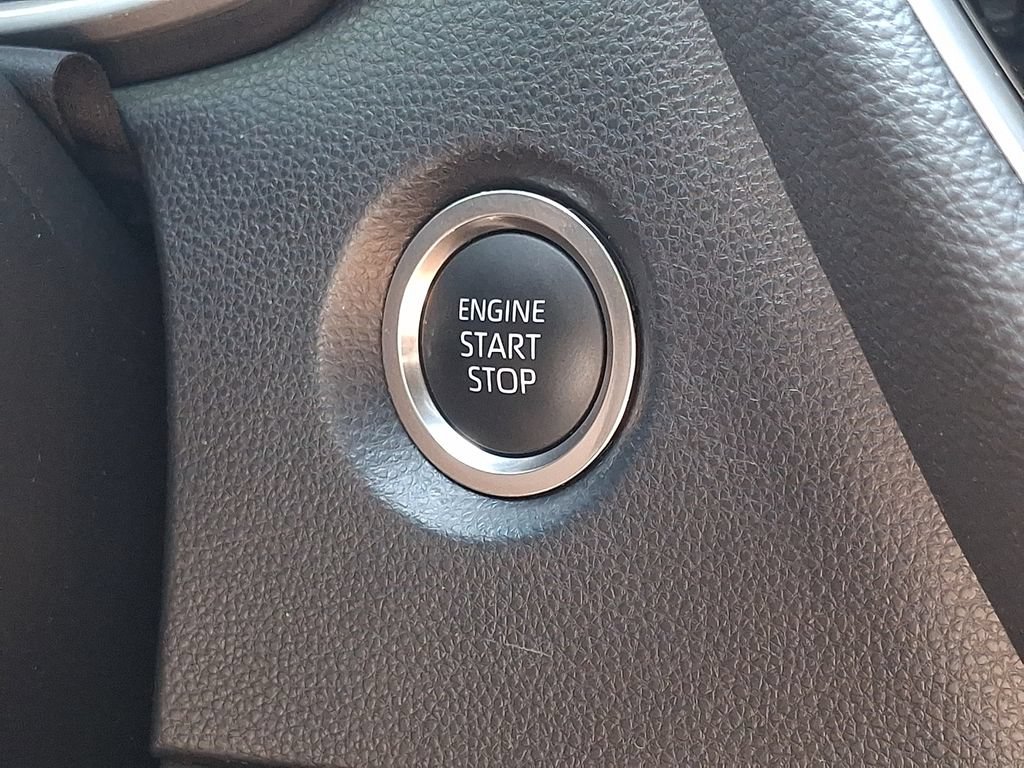 Used 2025 Toyota Corolla SE FWD image 23