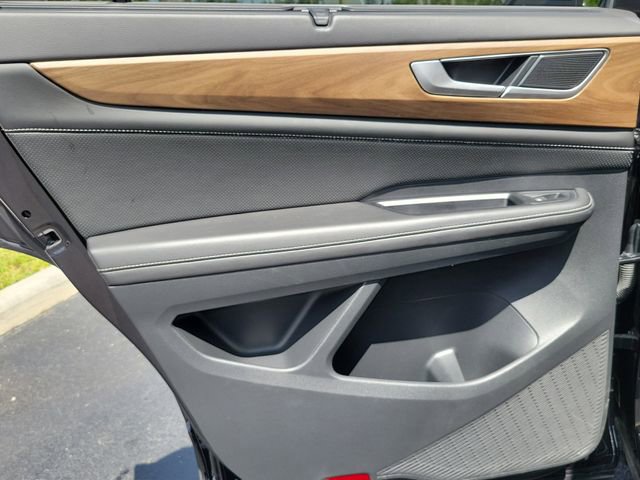 Used 2024 Volkswagen Atlas SE w/ Panoramic Sunroof Package FWD image 10