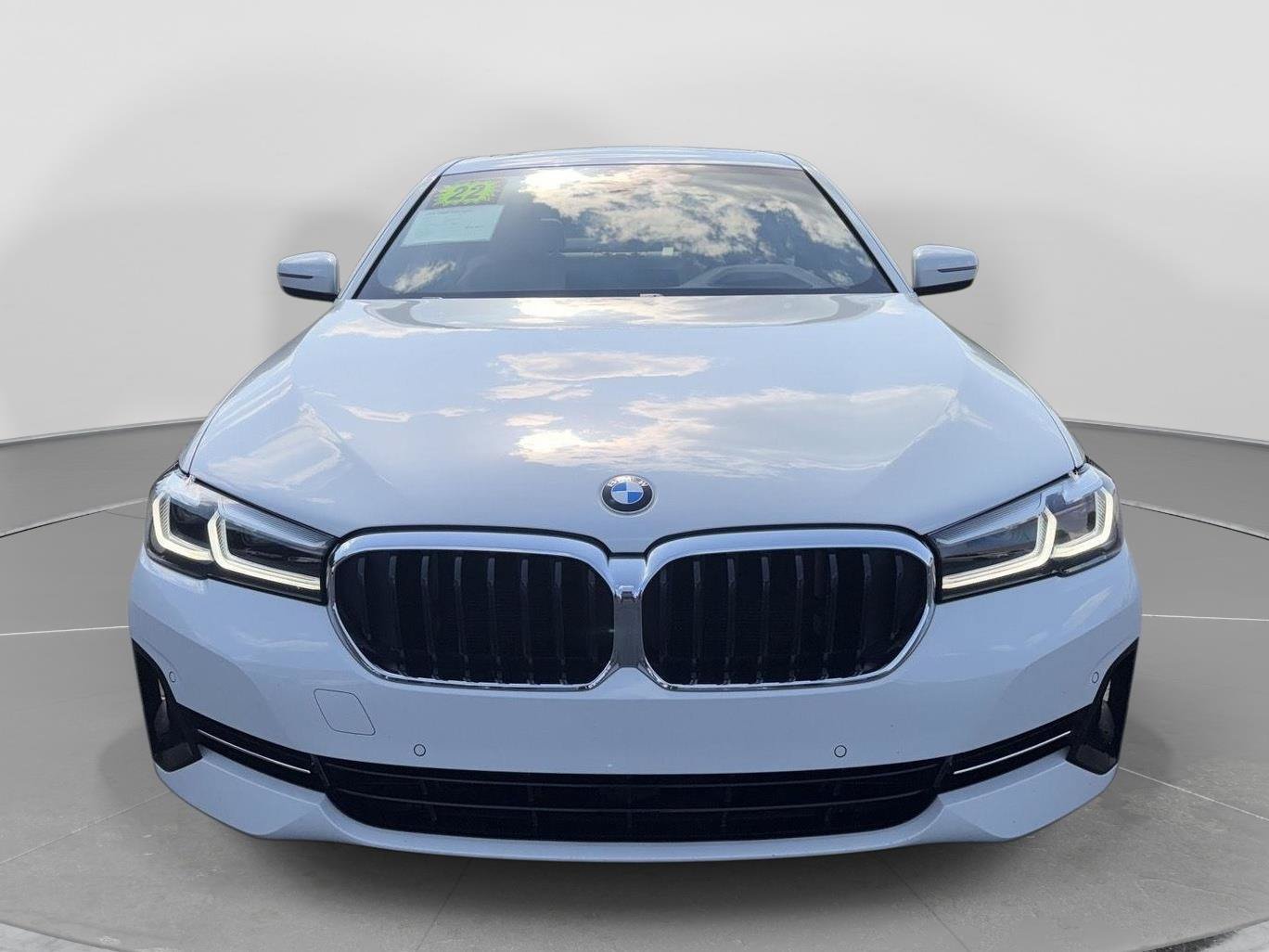 Used 2022 BMW 530i w/ Premium Package RWD image 8