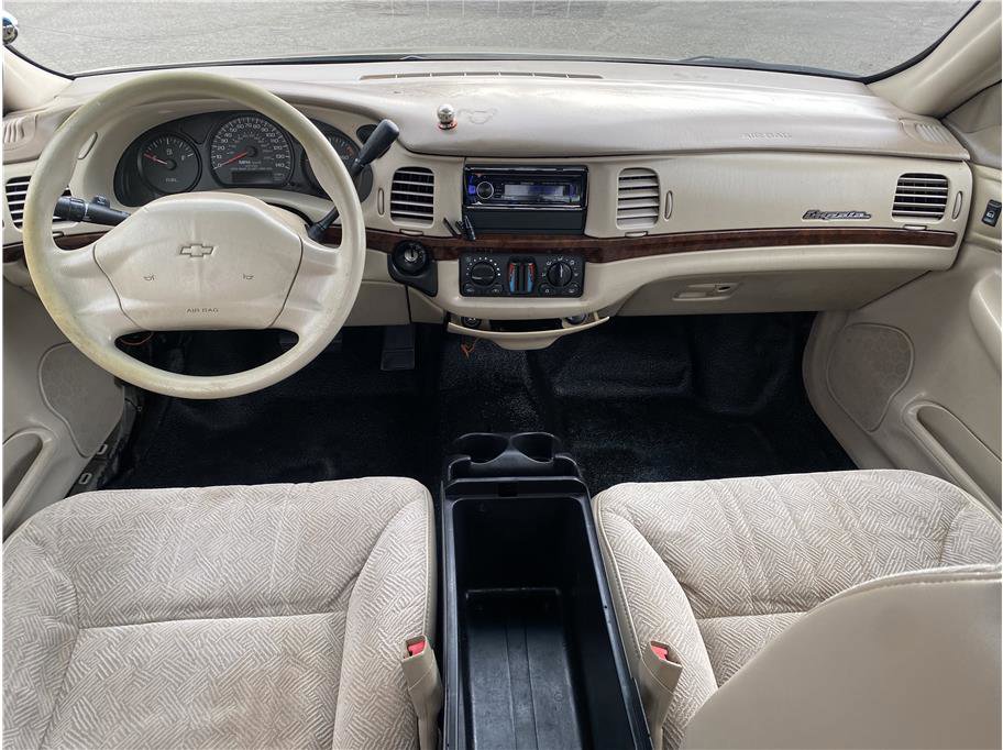 Used 2005 Chevrolet Impala Sedan w/ Police Pkg FWD image 17