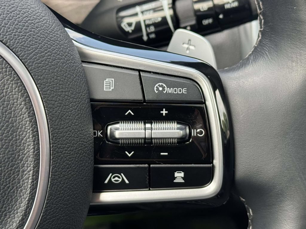 Used 2023 Kia Sorento SX Prestige AWD/4WD image 25