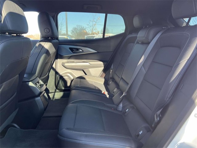 Used 2025 Chevrolet Equinox EV LT w/ Convenience Package image 14