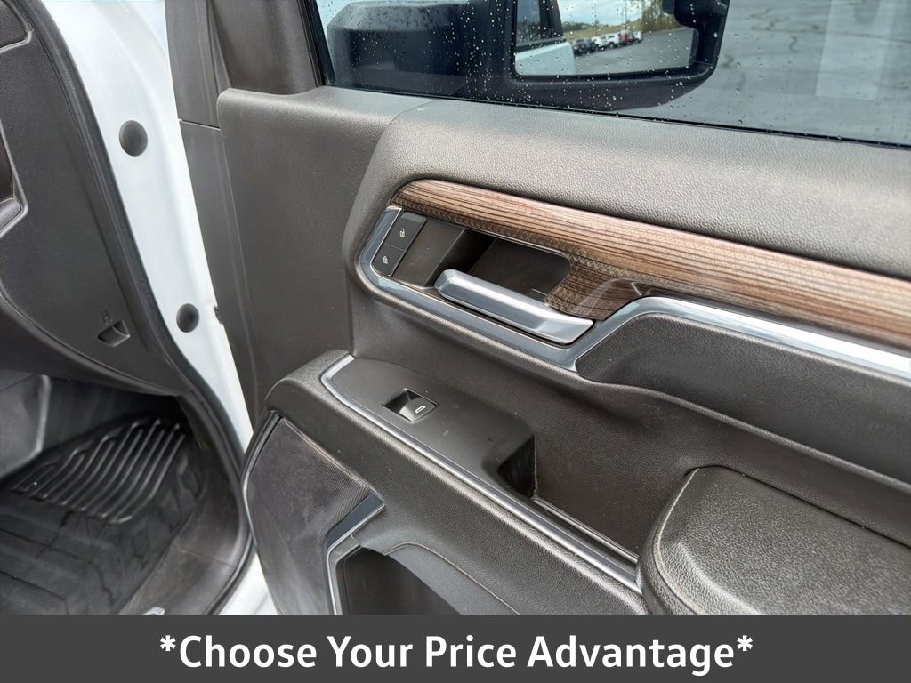 Used 2024 Chevrolet Silverado 2500 LT w/ Convenience Package image 27