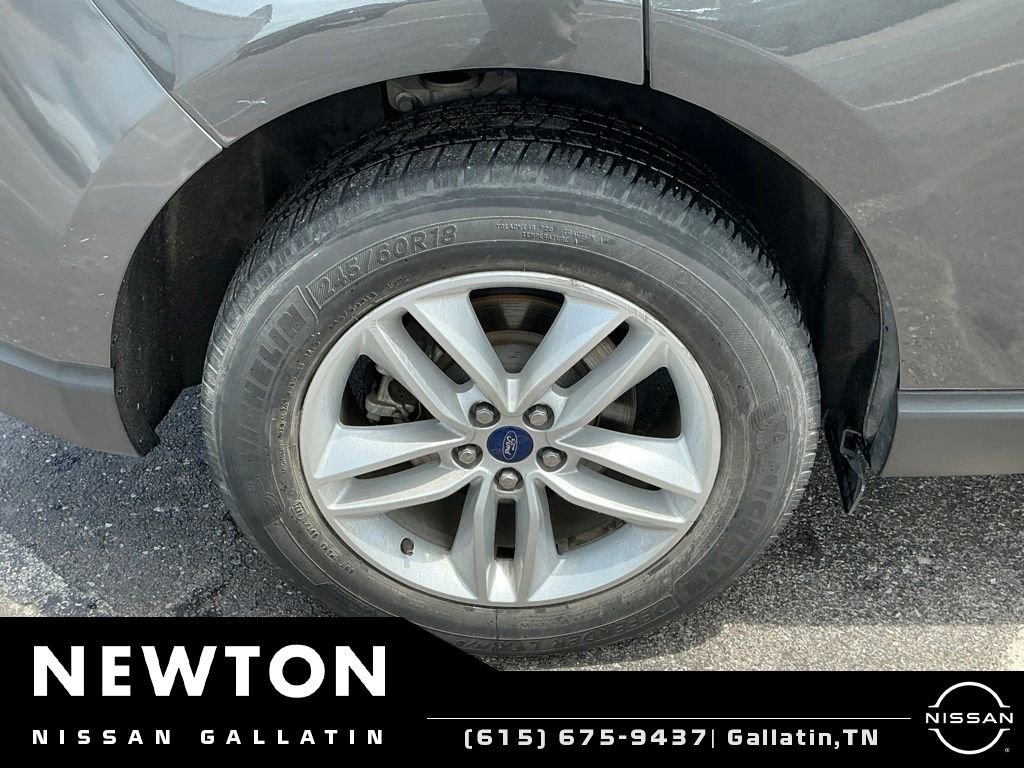 Used 2017 Ford Edge SEL w/ Class II Trailer Tow Package FWD image 19