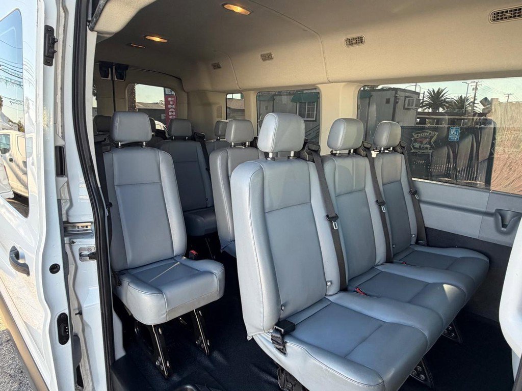 Used 2017 Ford Transit 350 XL image 35
