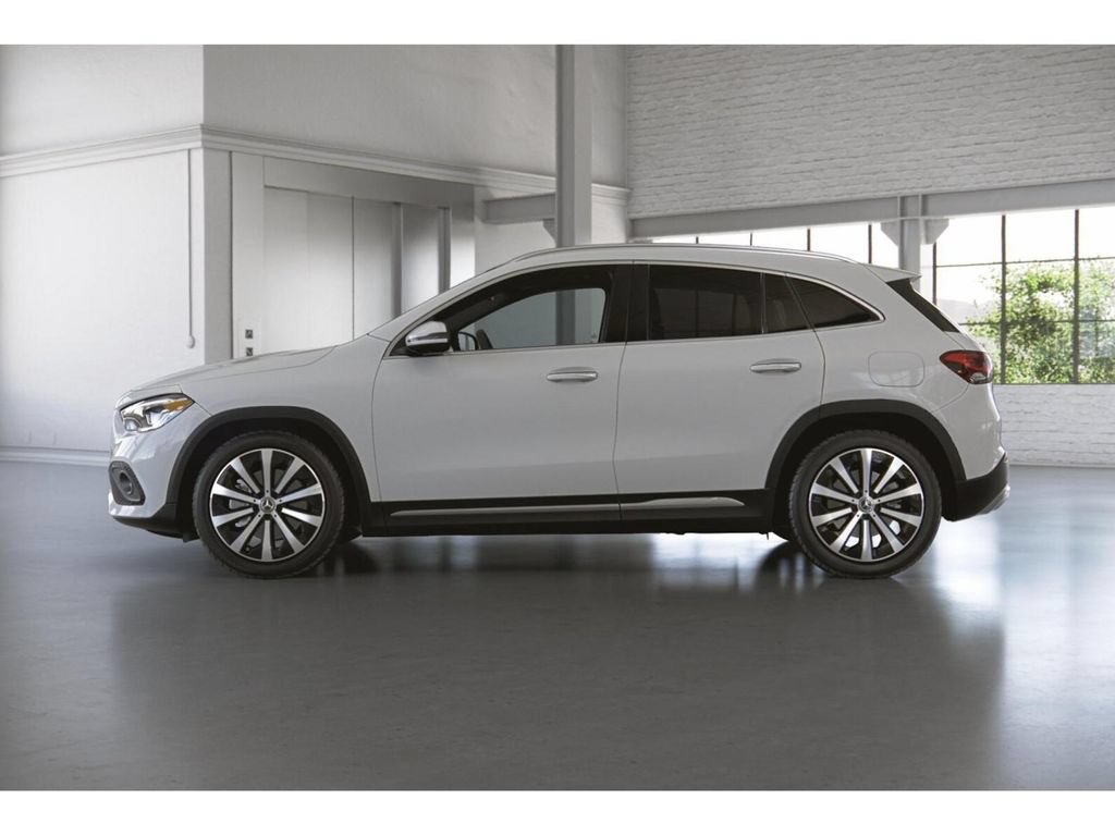 Certified 2022 Mercedes-Benz GLA 250 4MATIC image 35