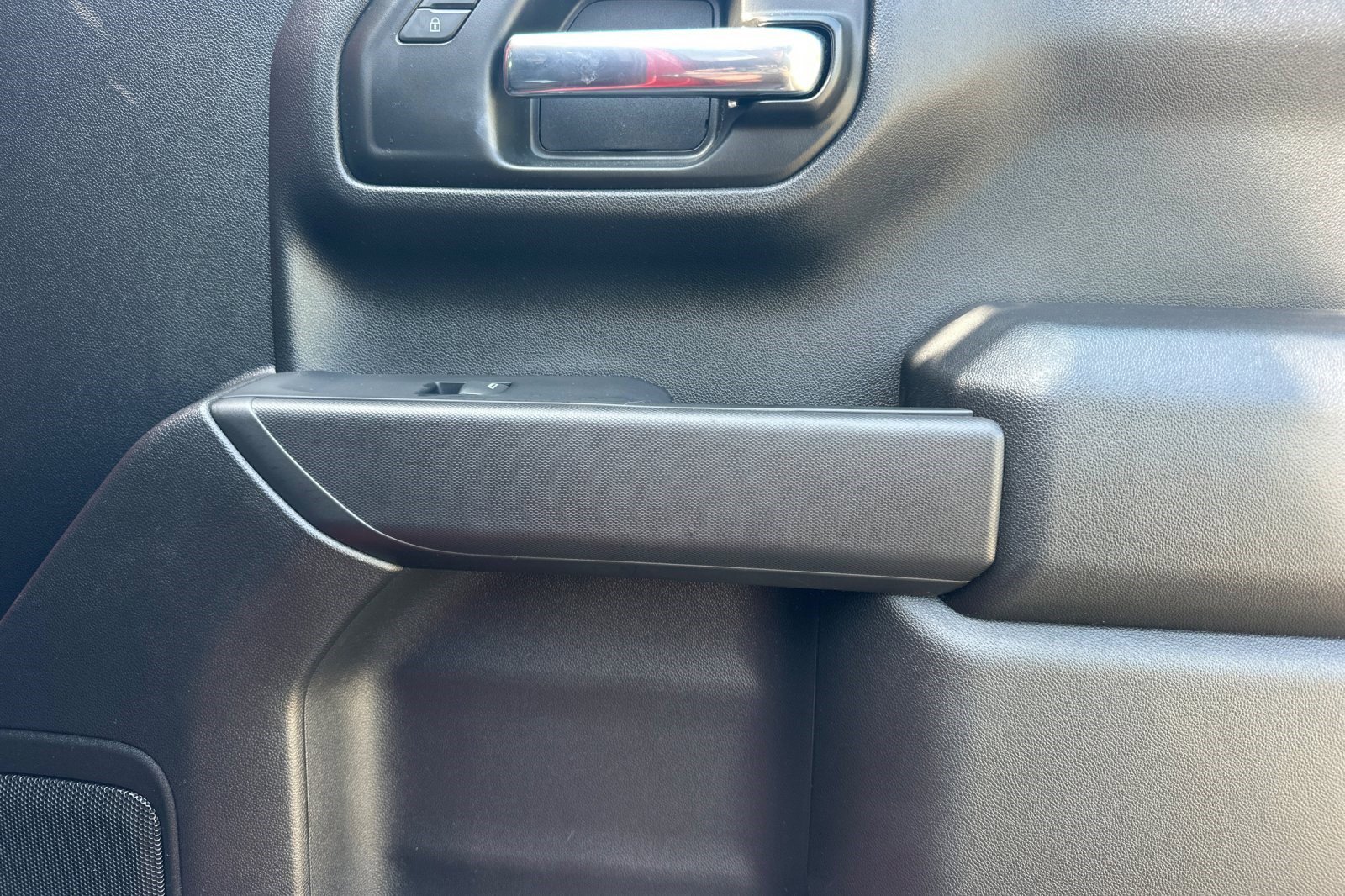 Used 2022 Chevrolet Silverado 1500 Custom Trail Boss w/ LPO, Dark Essentials Package image 20