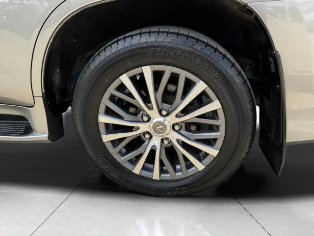 Used 2019 Lexus LX 570 4WD image 70