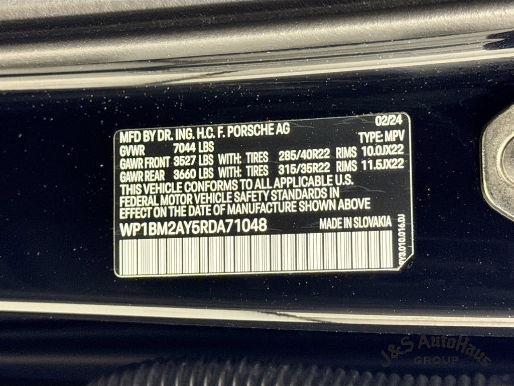 Used 2024 Porsche Cayenne Turbo w/ Premium Package Plus (PP1) AWD/4WD image 41