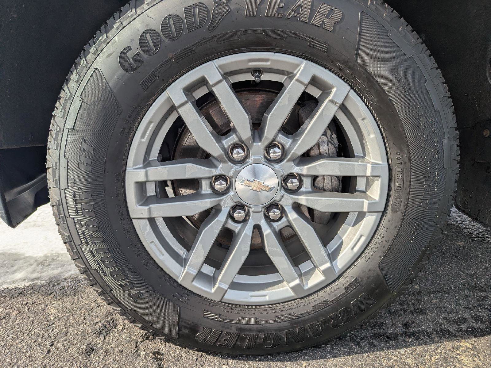 Certified 2024 Chevrolet Colorado LT w/ LT Convenience Package II image 10