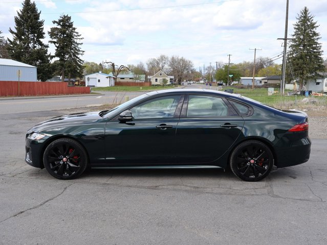 Used 2023 Jaguar XF R-Dynamic SE image 10