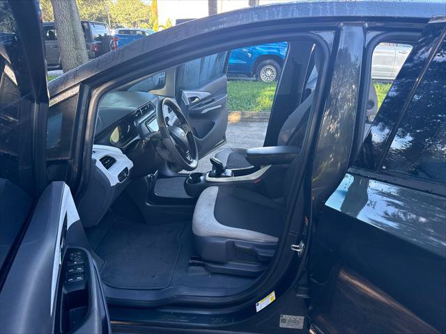 Used 2020 Chevrolet Bolt LT FWD image 19
