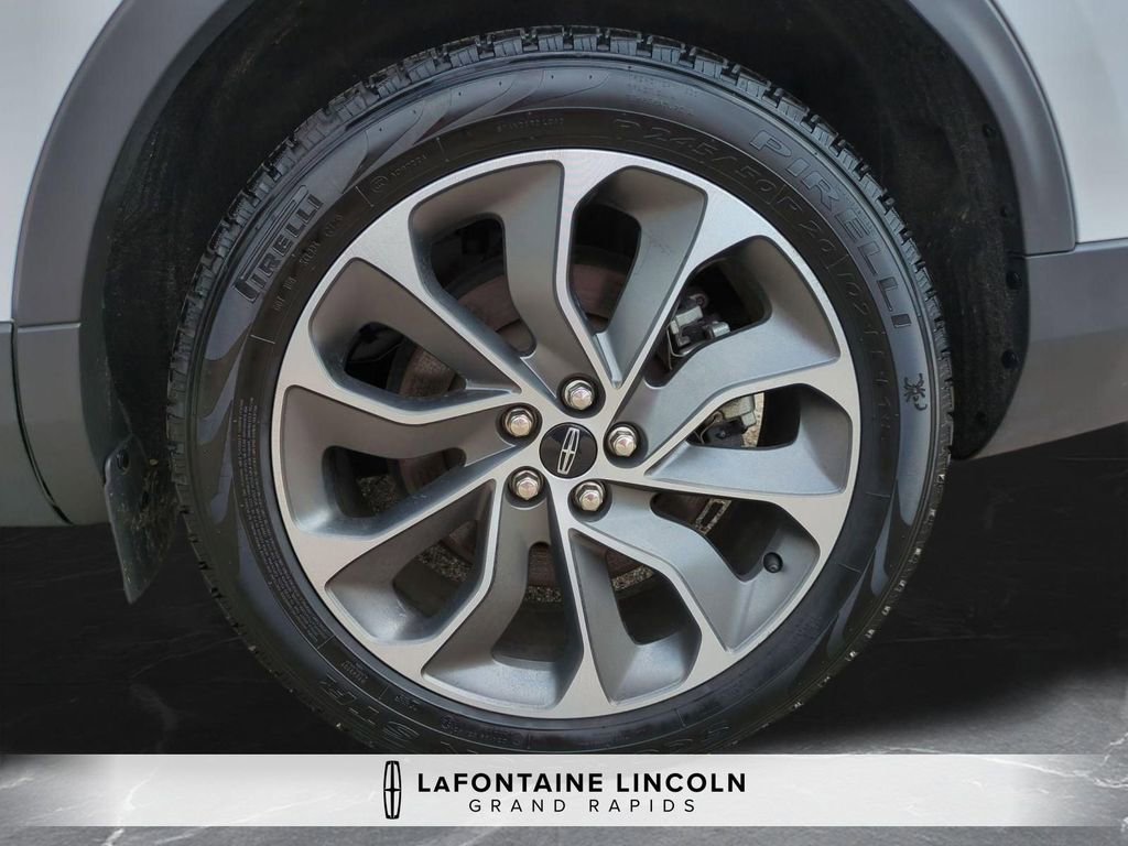Certified 2022 Lincoln Nautilus Reserve w/ Equipment Group 201A AWD/4WD image 34