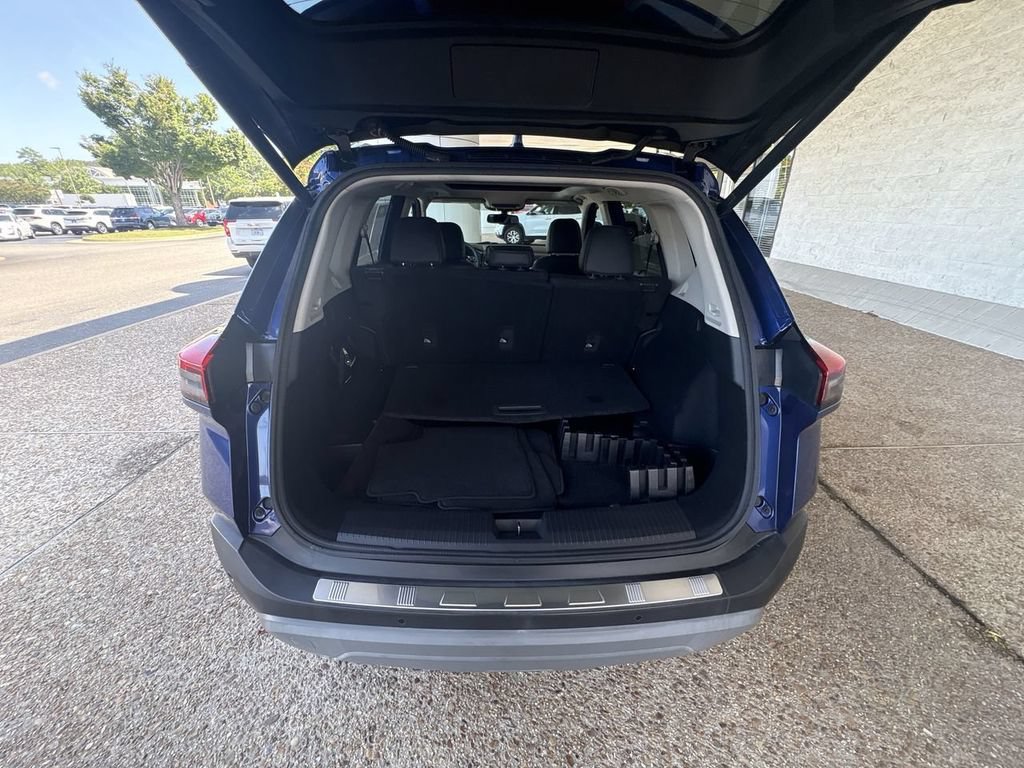 Used 2021 Nissan Rogue SL w/ Premium Package FWD image 27