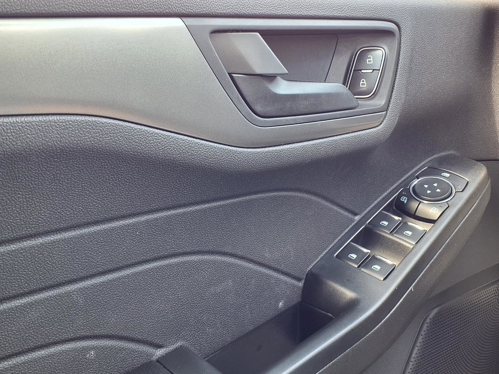 Used 2023 Ford Escape Active AWD/4WD image 19