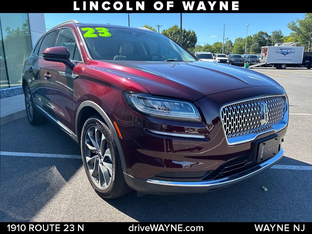 Used 2023 Lincoln Nautilus Reserve AWD/4WD image 10