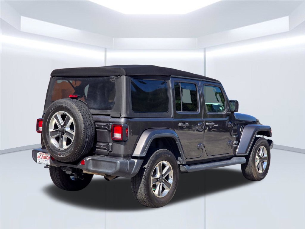 Used 2022 Jeep Wrangler Unlimited Sahara AWD/4WD image 18