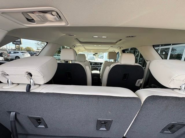 Used 2023 Buick Enclave Essence w/ Experience Buick Package image 9