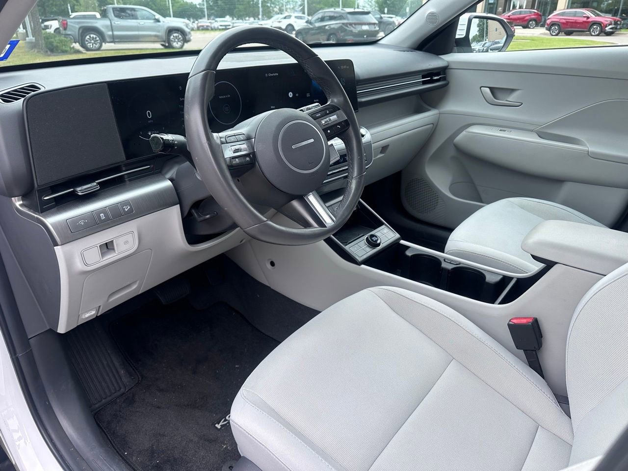 Used 2024 Hyundai Kona SEL w/ Convenience Package FWD image 19