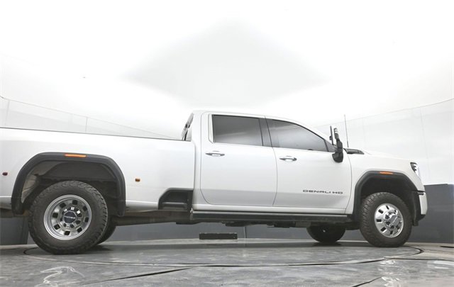 Used 2024 GMC Sierra 3500 Denali Ultimate image 51